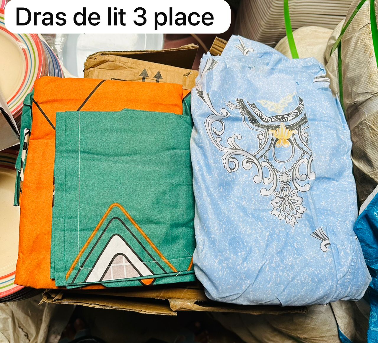 Dras de lit 3 places avec 2 taies d'oreiller